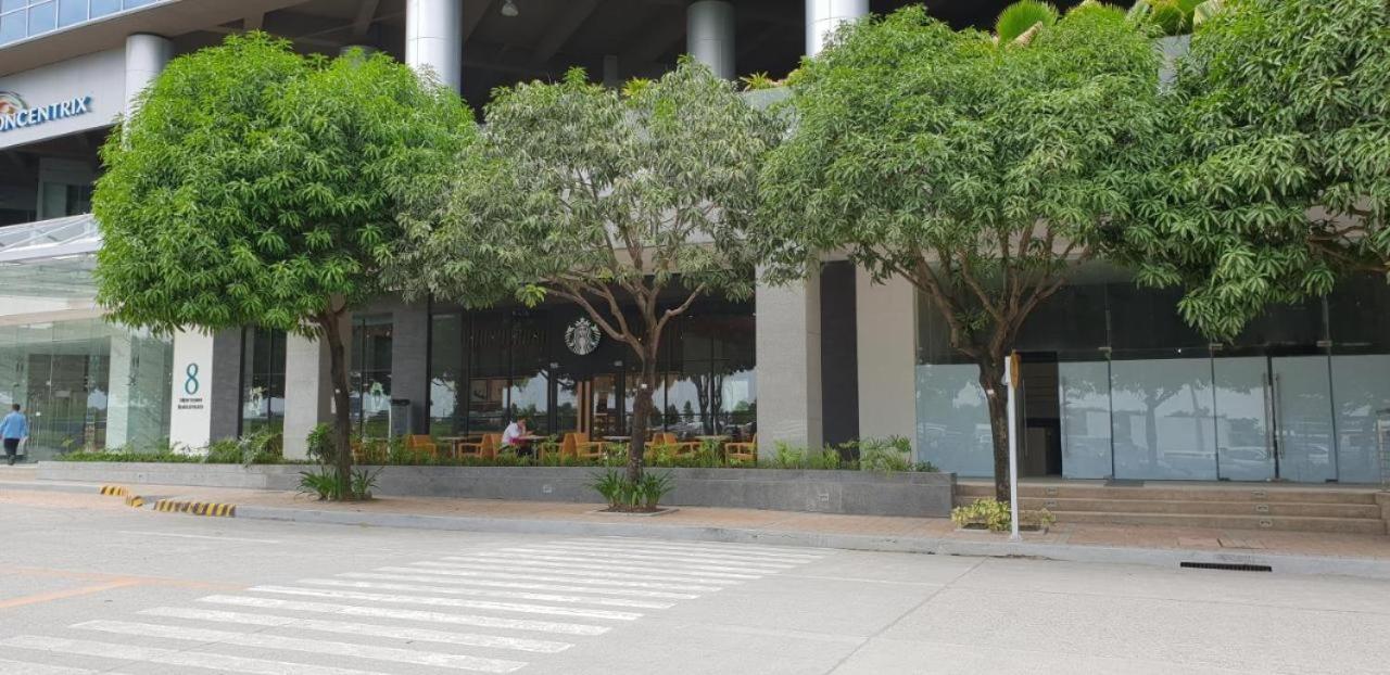 Mactan Newtown Condo With Pool Access Lapu-Lapu City Buitenkant foto