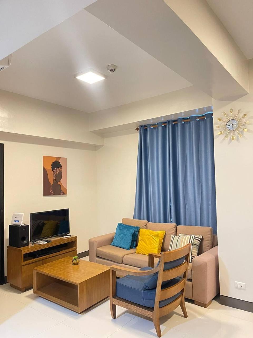 Mactan Newtown Condo With Pool Access Lapu-Lapu City Buitenkant foto