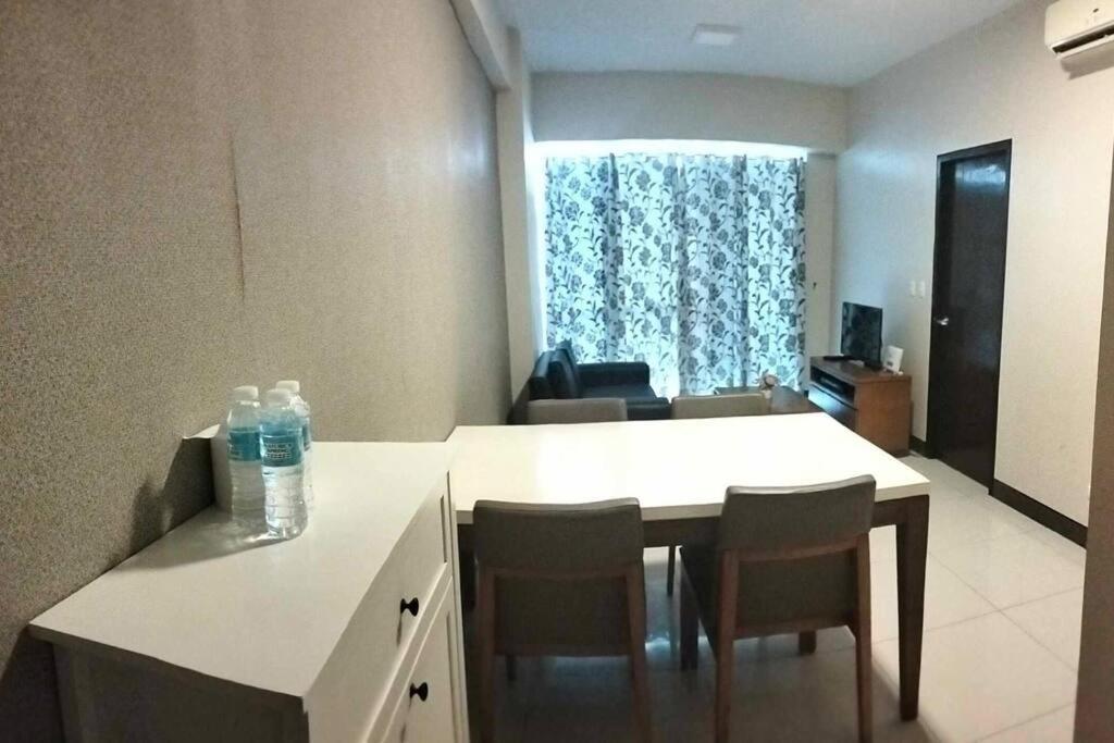 Mactan Newtown Condo With Pool Access Lapu-Lapu City Buitenkant foto