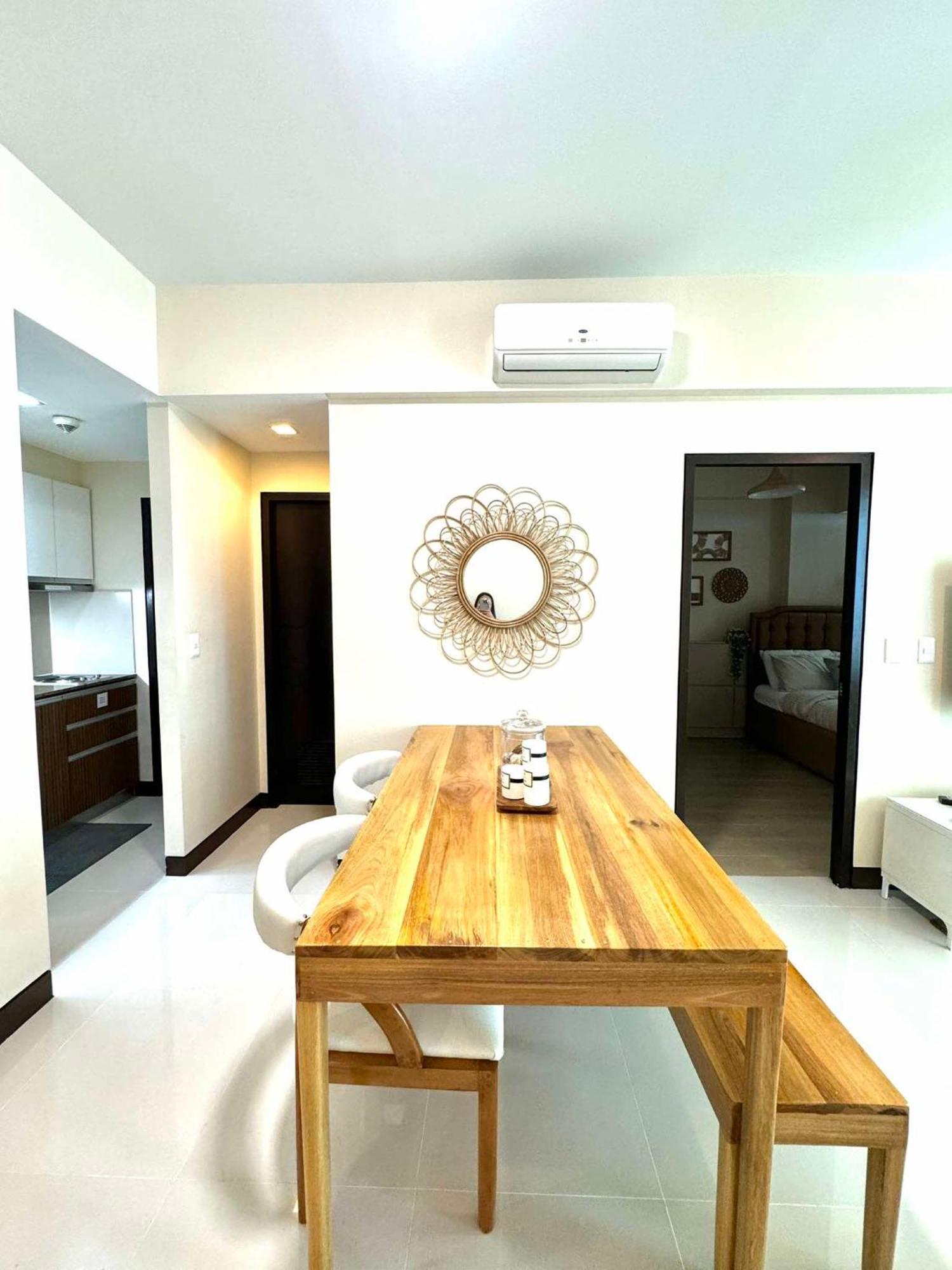 Mactan Newtown Condo With Pool Access Lapu-Lapu City Buitenkant foto